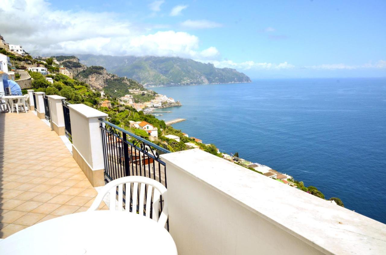 Amalfi Hills Aparthotel Buitenkant foto