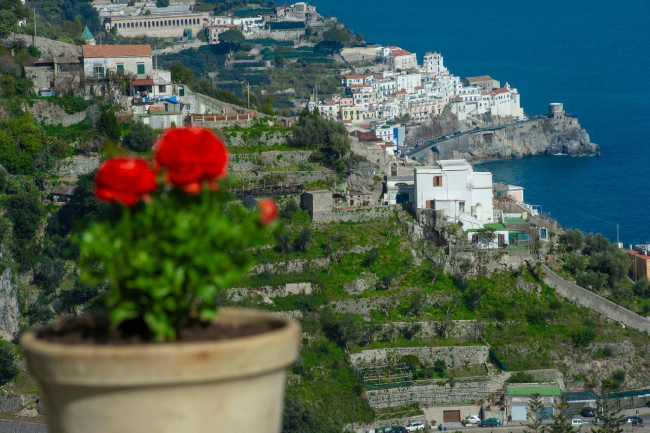 Amalfi Hills Aparthotel Buitenkant foto