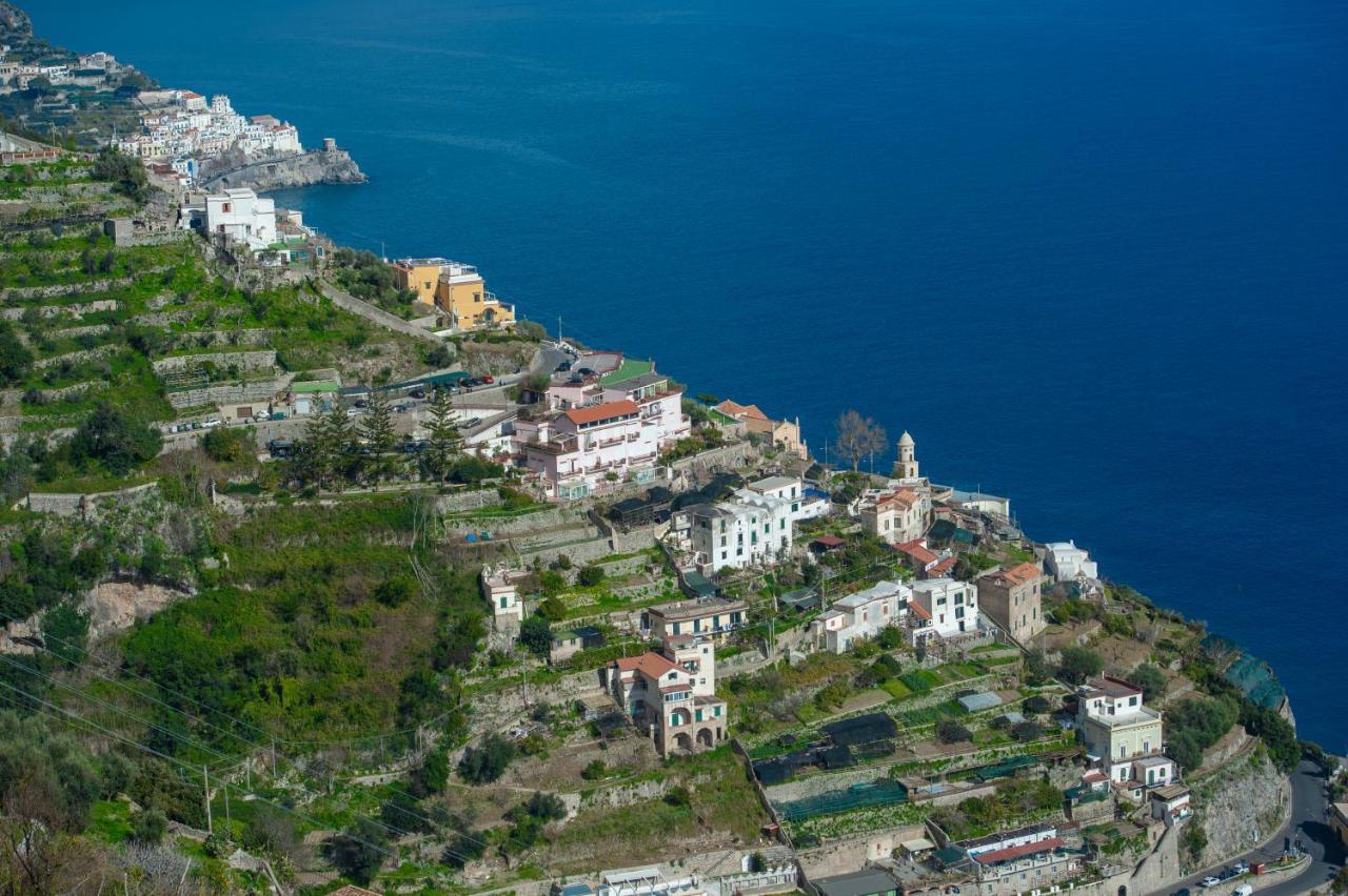 Amalfi Hills Aparthotel Buitenkant foto