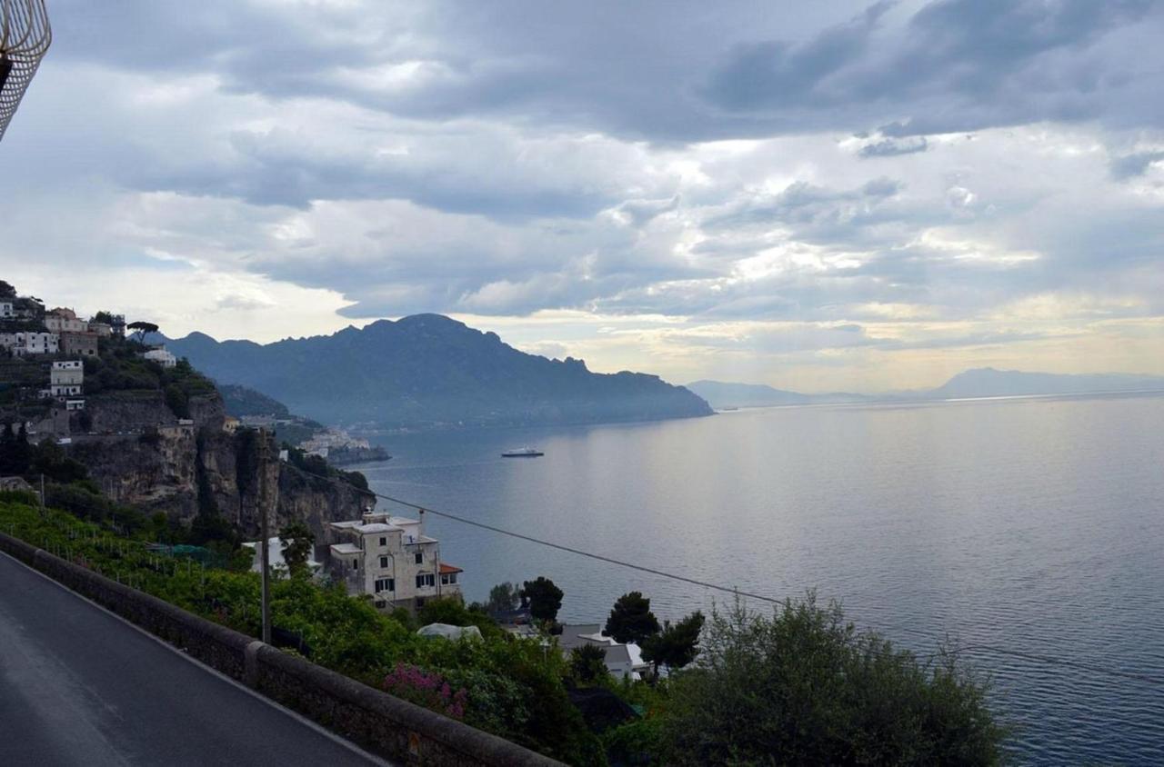 Amalfi Hills Aparthotel Buitenkant foto