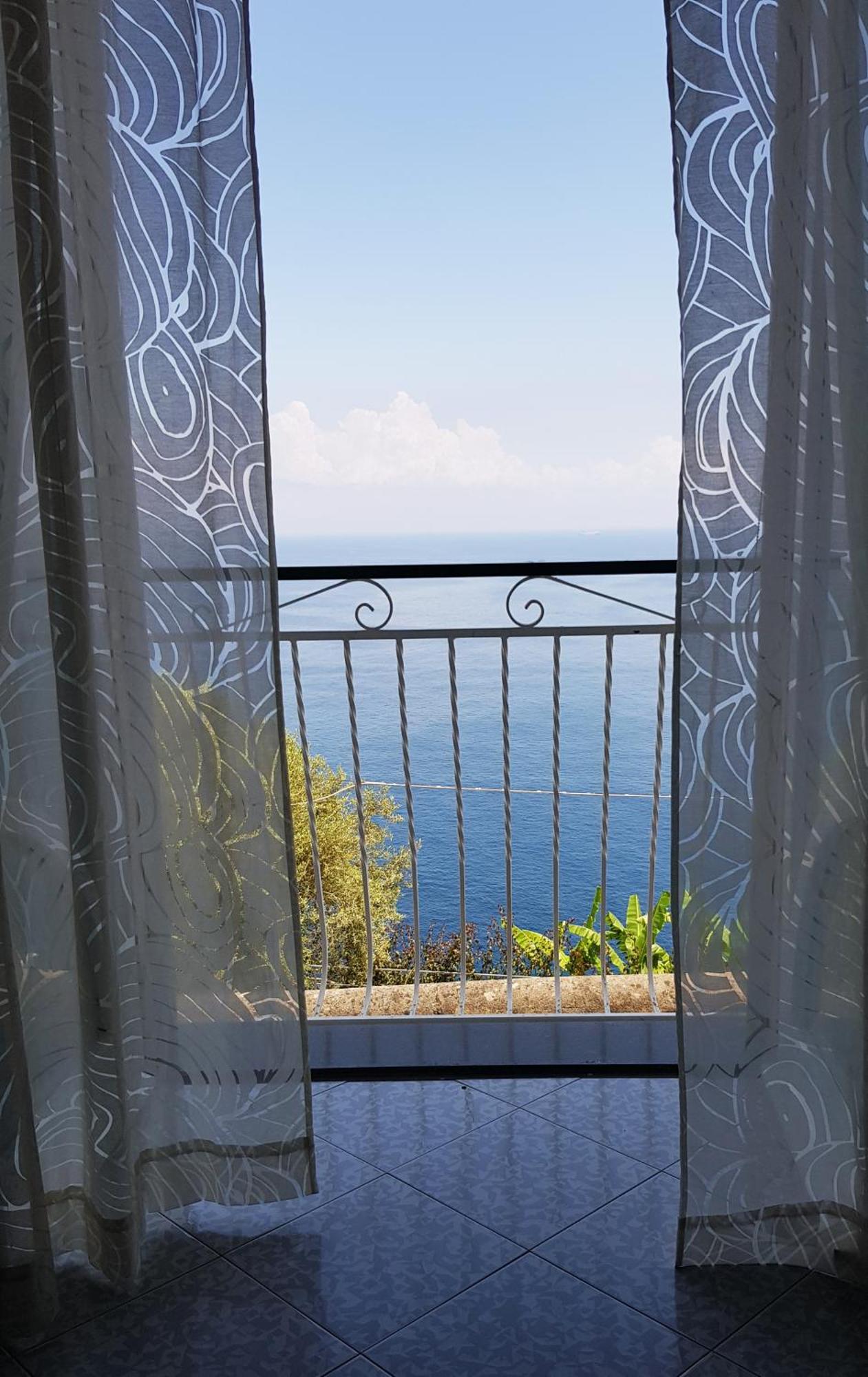 Amalfi Hills Aparthotel Kamer foto