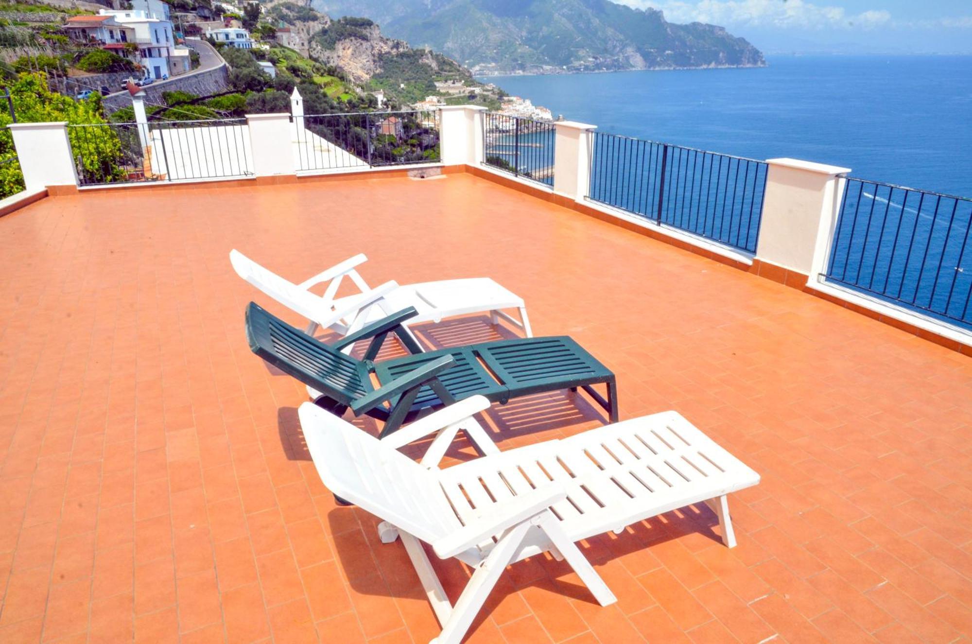 Amalfi Hills Aparthotel Kamer foto