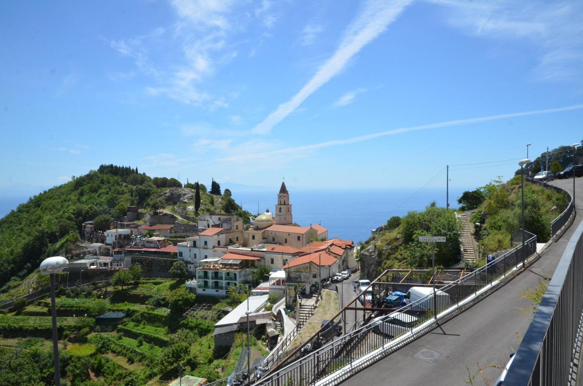 Amalfi Hills Aparthotel Kamer foto