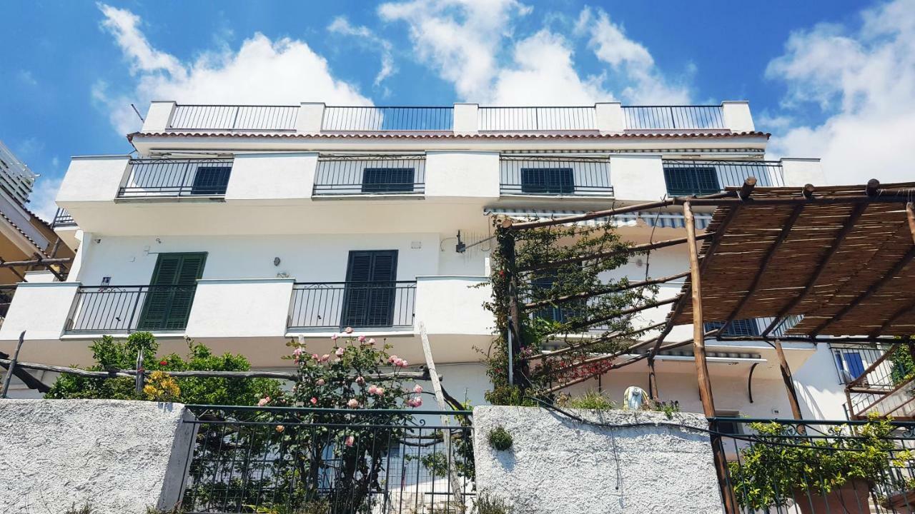 Amalfi Hills Aparthotel Buitenkant foto