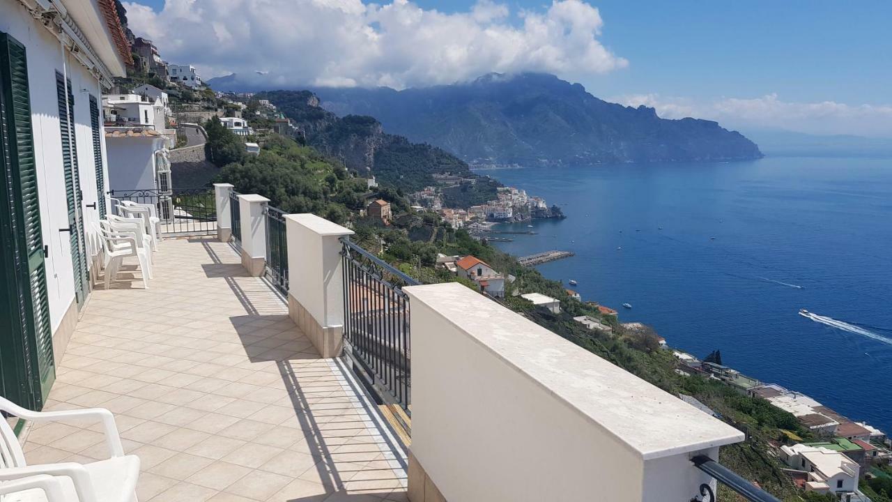 Amalfi Hills Aparthotel Buitenkant foto